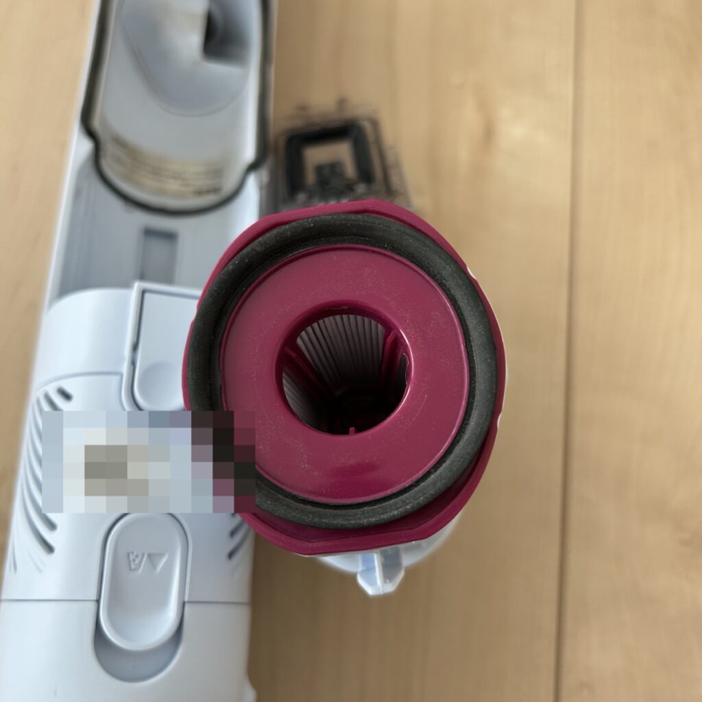 ダストカップを外すと現れるフィルター